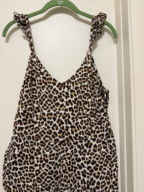 Jessica Simpson Leopard Print Sleeveless Jumpsuit